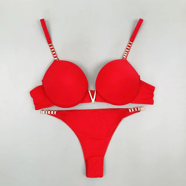 Buy red Chain Strap Metal V-buckle Bra Penty Set