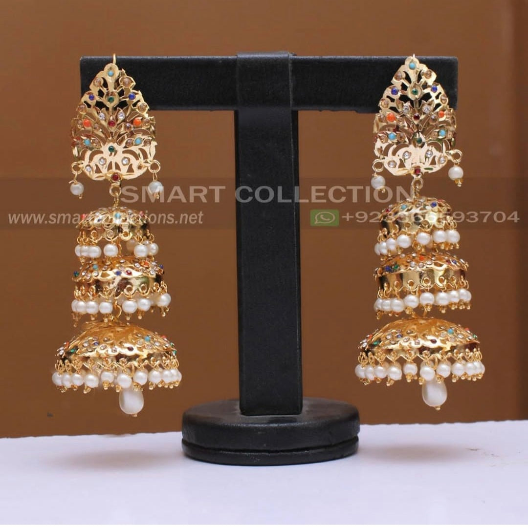 Suhani Layer jhumka