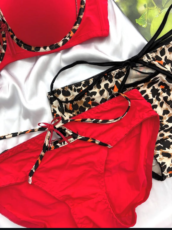Wild Glam Leopard Print Lingerie Set