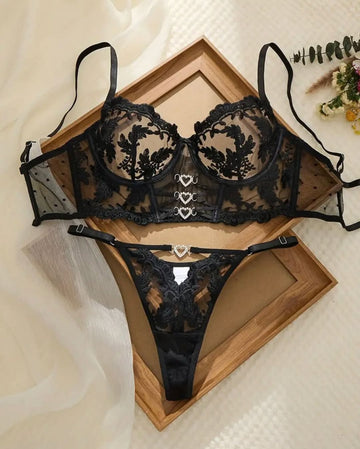 Baroque Floral Lace Crystal Heart Buckle Set - 0