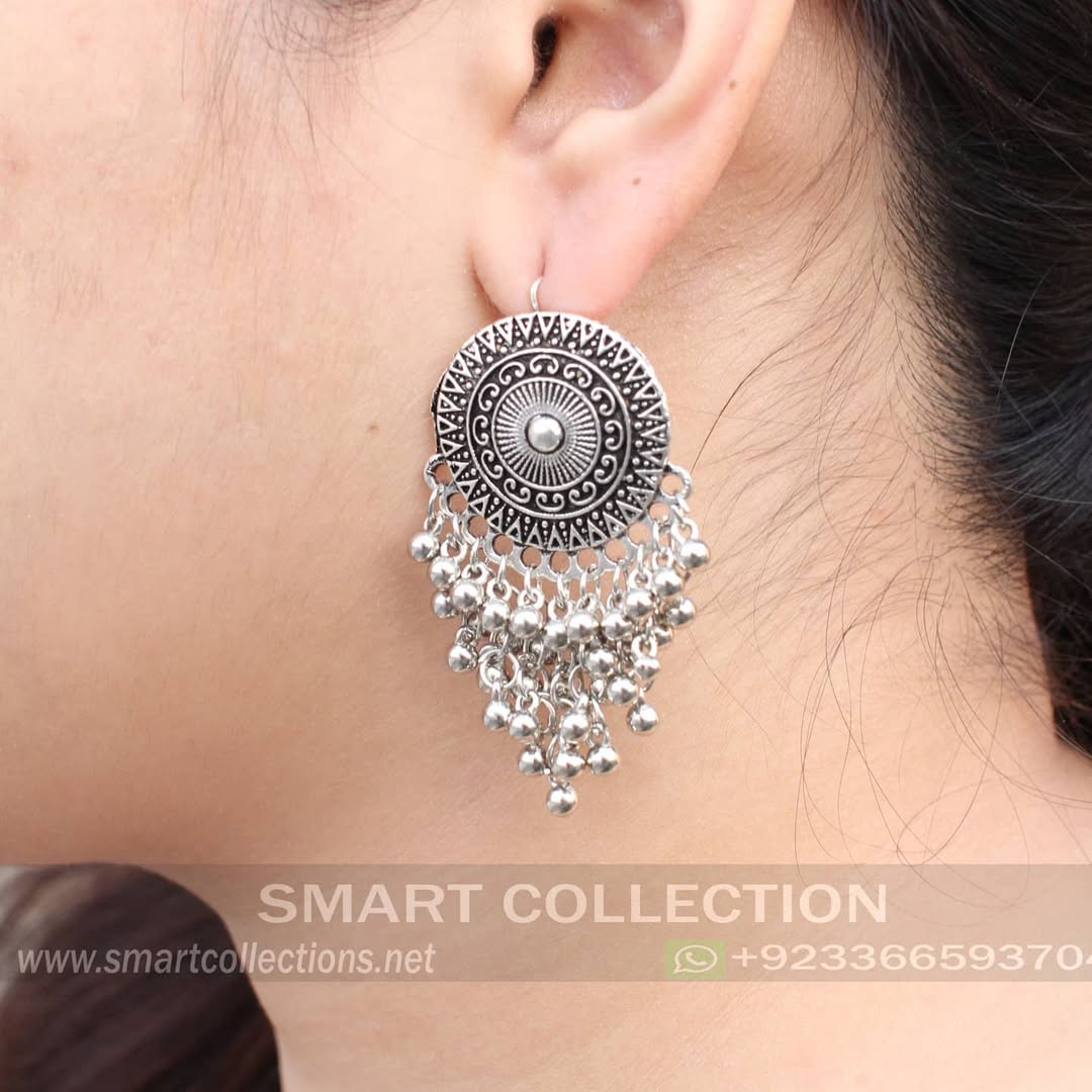 Earstuds Earrings