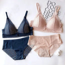 Front Closure Floral Lace Push Up Bra Set-1