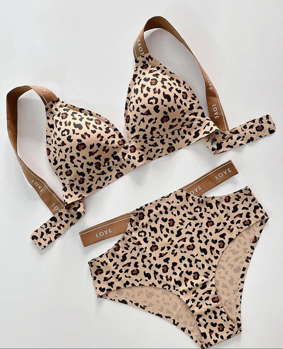 Wildlove Leopard Print Bra Panty Set